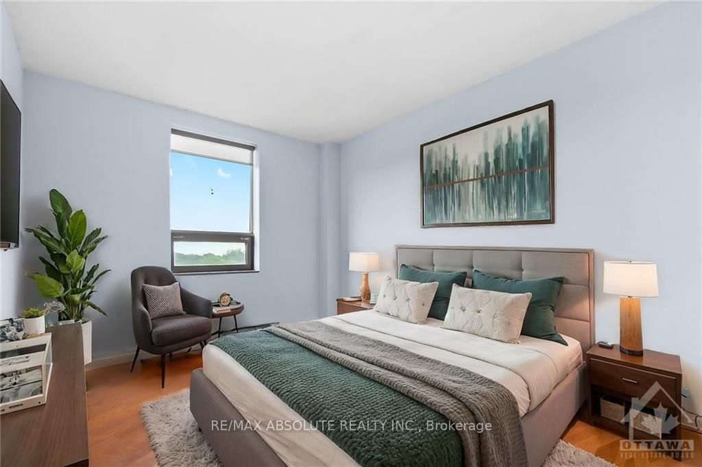 2019 CARLING Avenue, #702