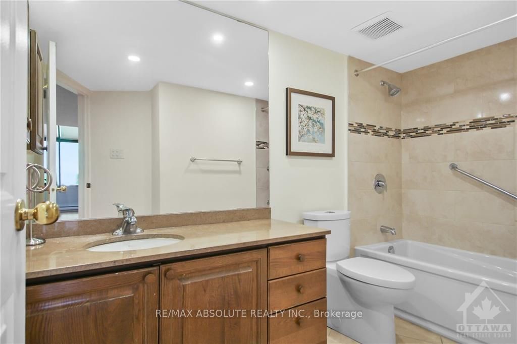 2019 CARLING Avenue, #702