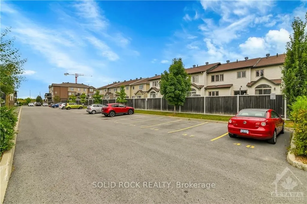 761 CHAPMAN MILLS Drive, #20