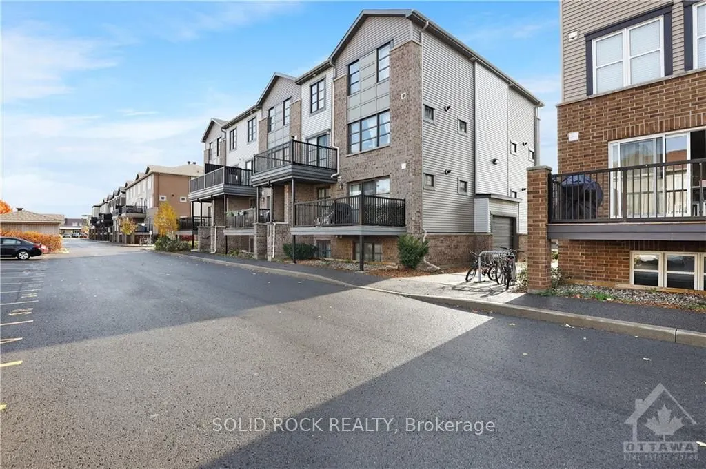 761 CHAPMAN MILLS Drive, #20
