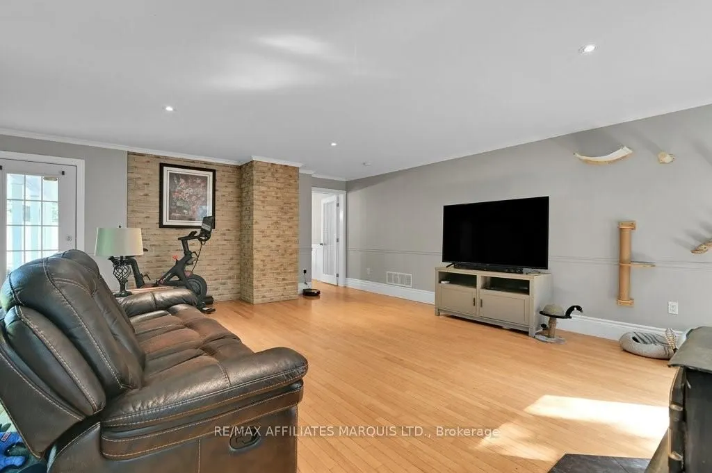 3993 CHAPEL Road
