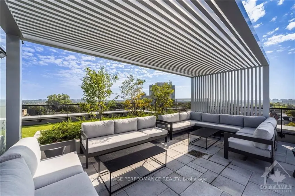 560 RIDEAU Street #517