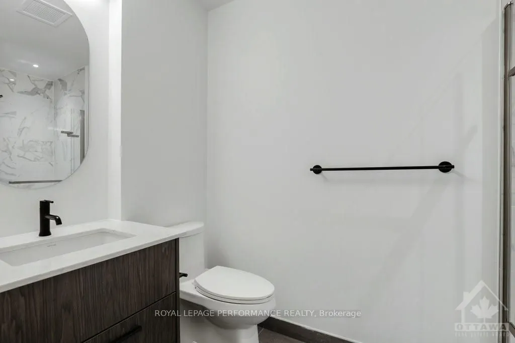 560 RIDEAU Street #517