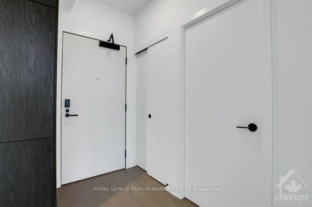 560 RIDEAU Street #517