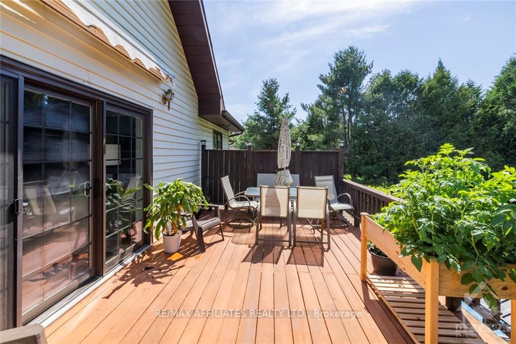 2346 BATHURST 5TH CONCESSION Road