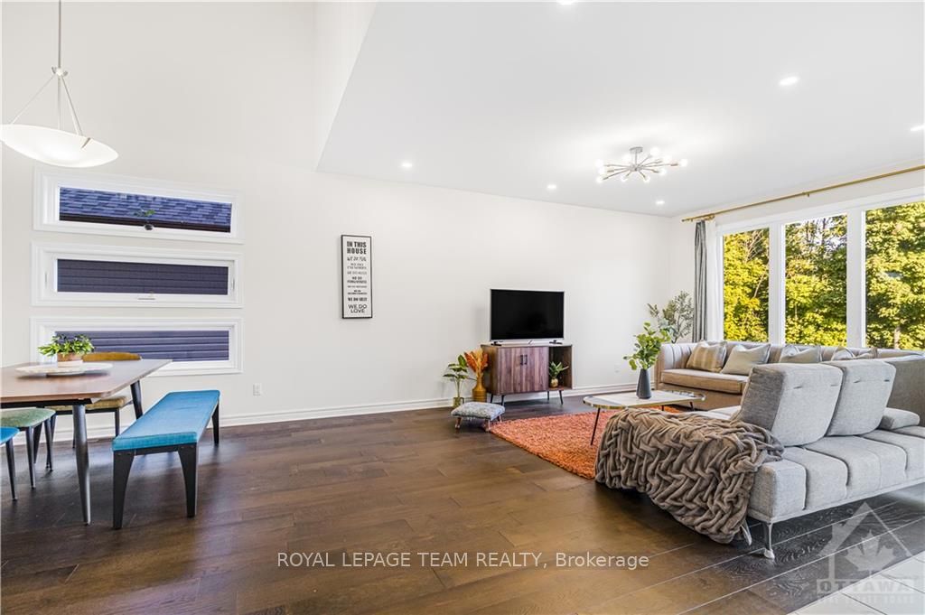 28 SEABERT Drive