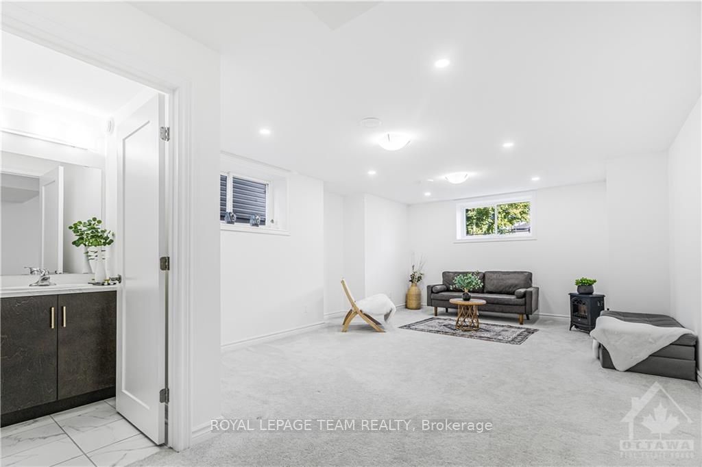 28 SEABERT Drive