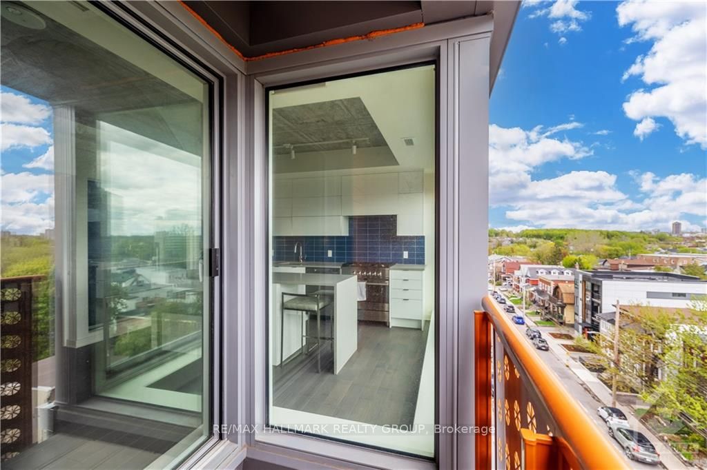 135 BARRETTE Street #607