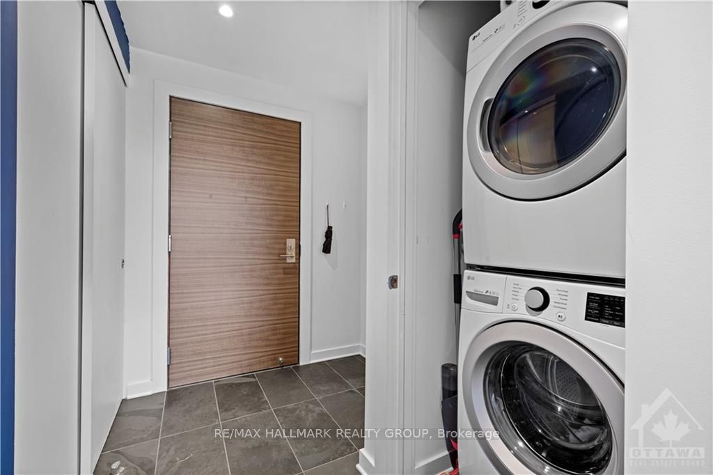 135 BARRETTE Street #607