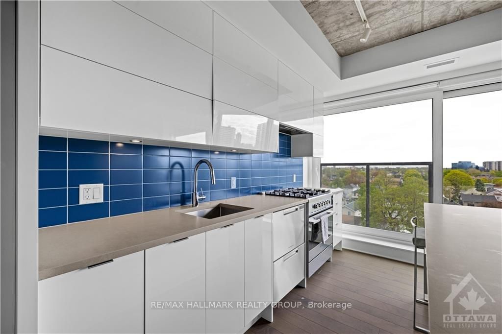 135 BARRETTE Street #607