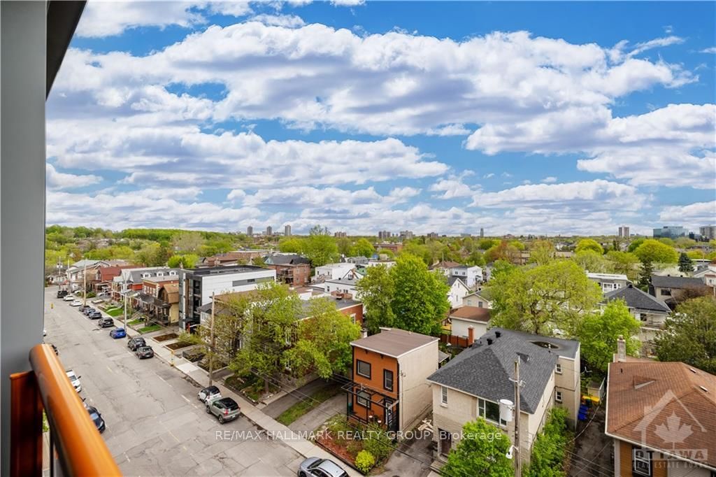 135 BARRETTE Street #607