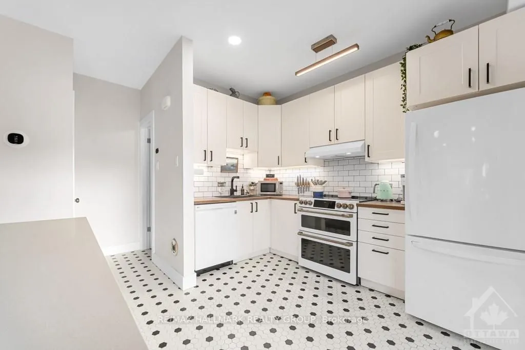 44 PUTMAN Avenue