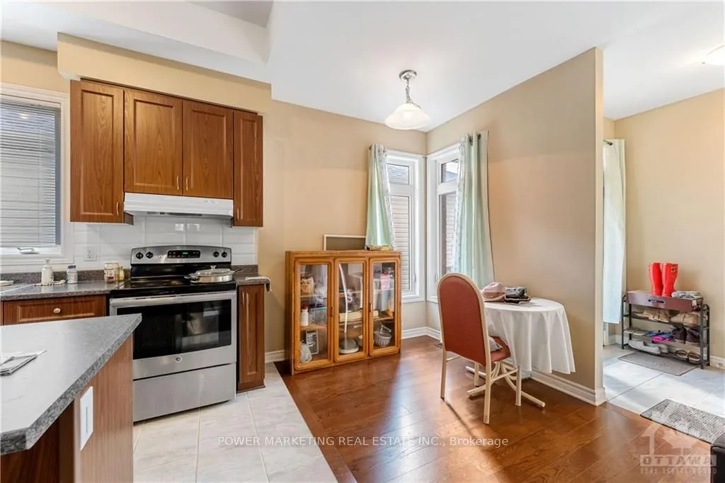 6356 RENAUD Road