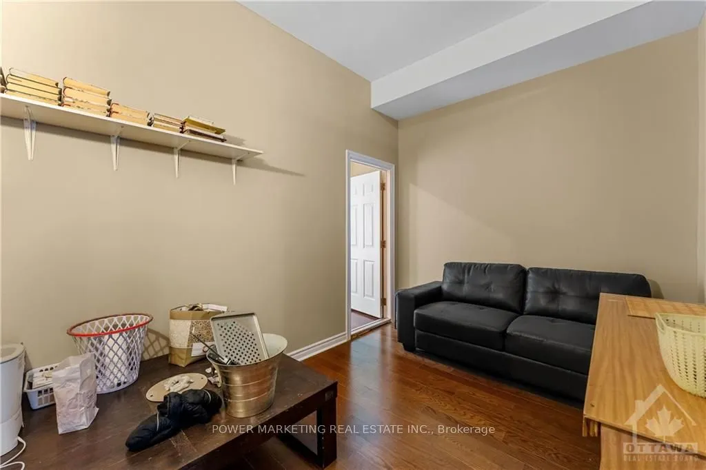 6356 RENAUD Road