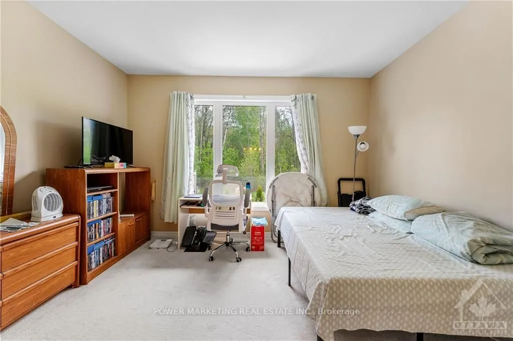 6356 RENAUD Road