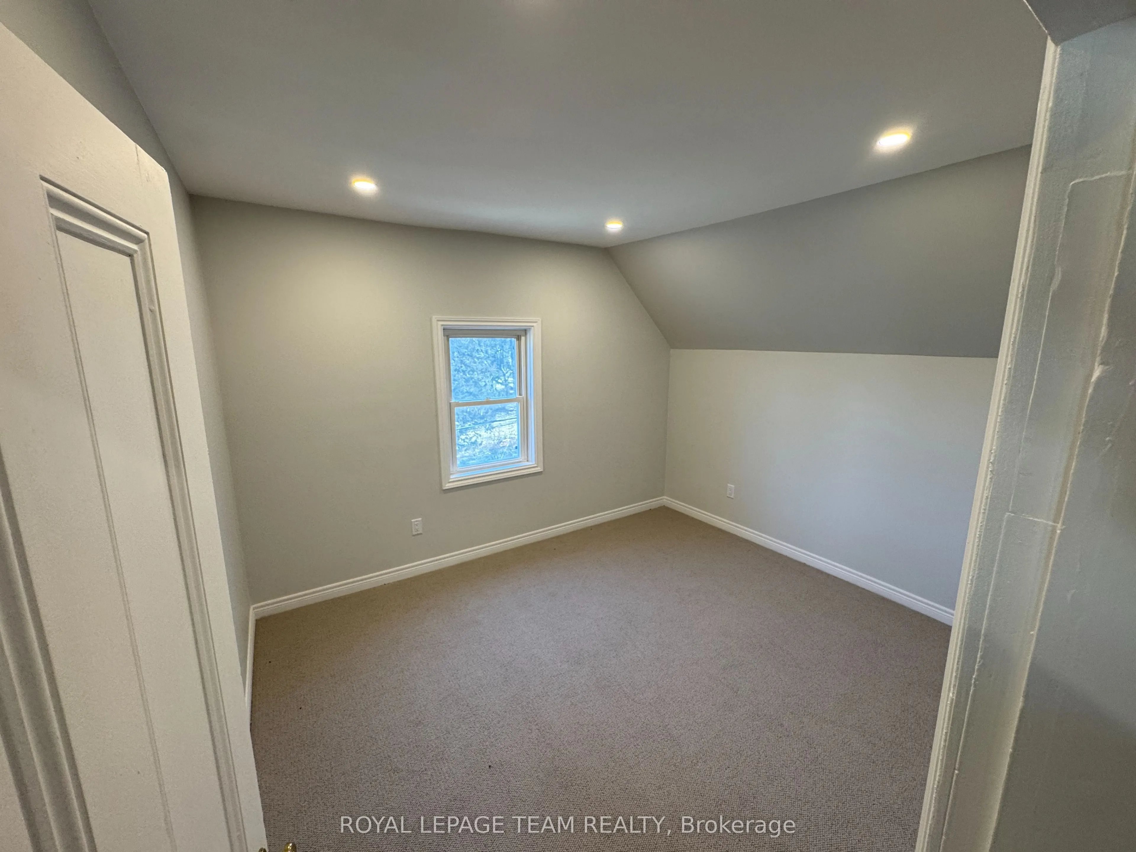 1022 BRIDGE Street