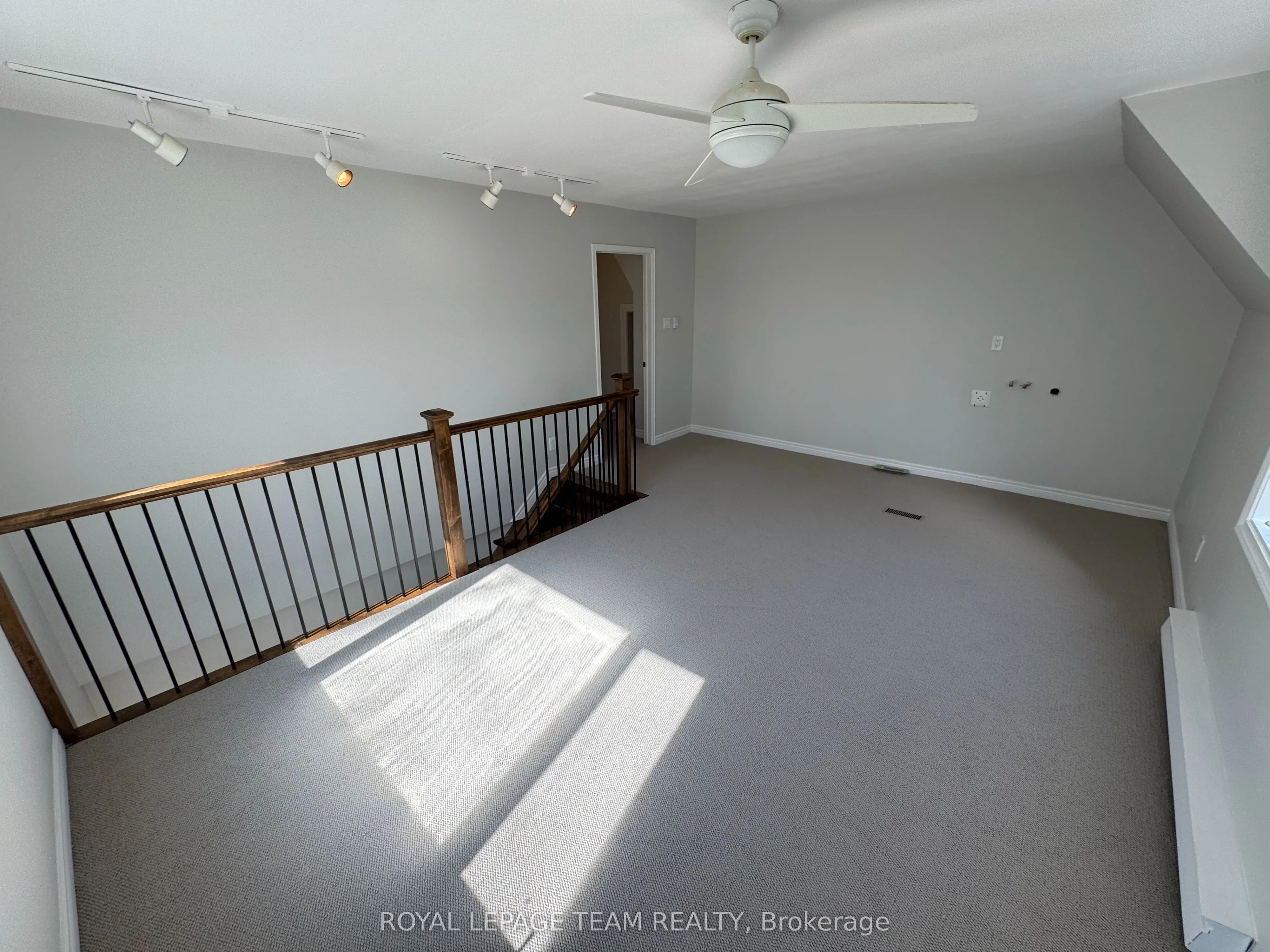 1022 BRIDGE Street