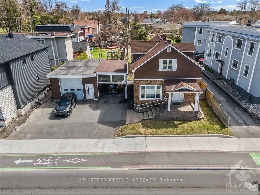 412 MONTREAL Road