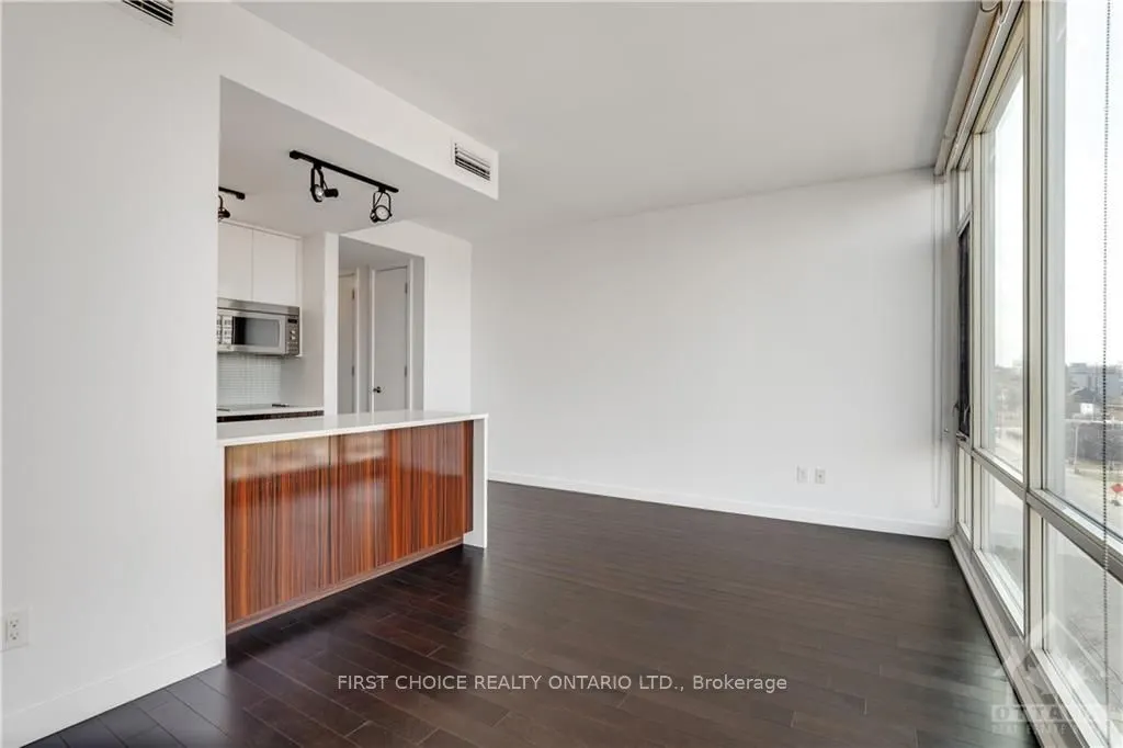 201 PARKDALE Avenue, #506