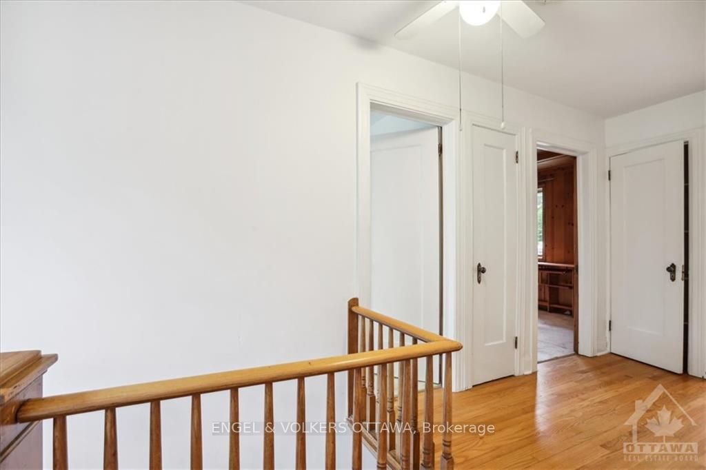 97 MARLOWE Crescent