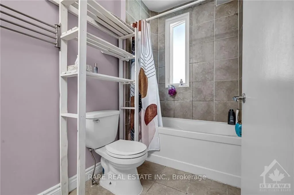 57 LEES Avenue