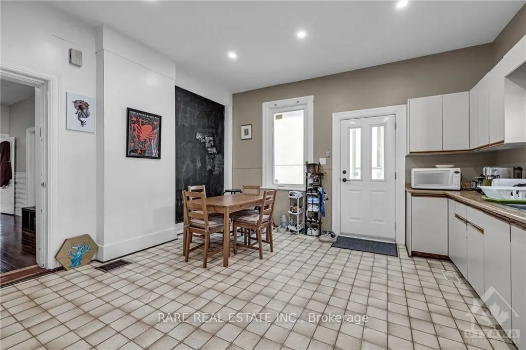57 LEES Avenue