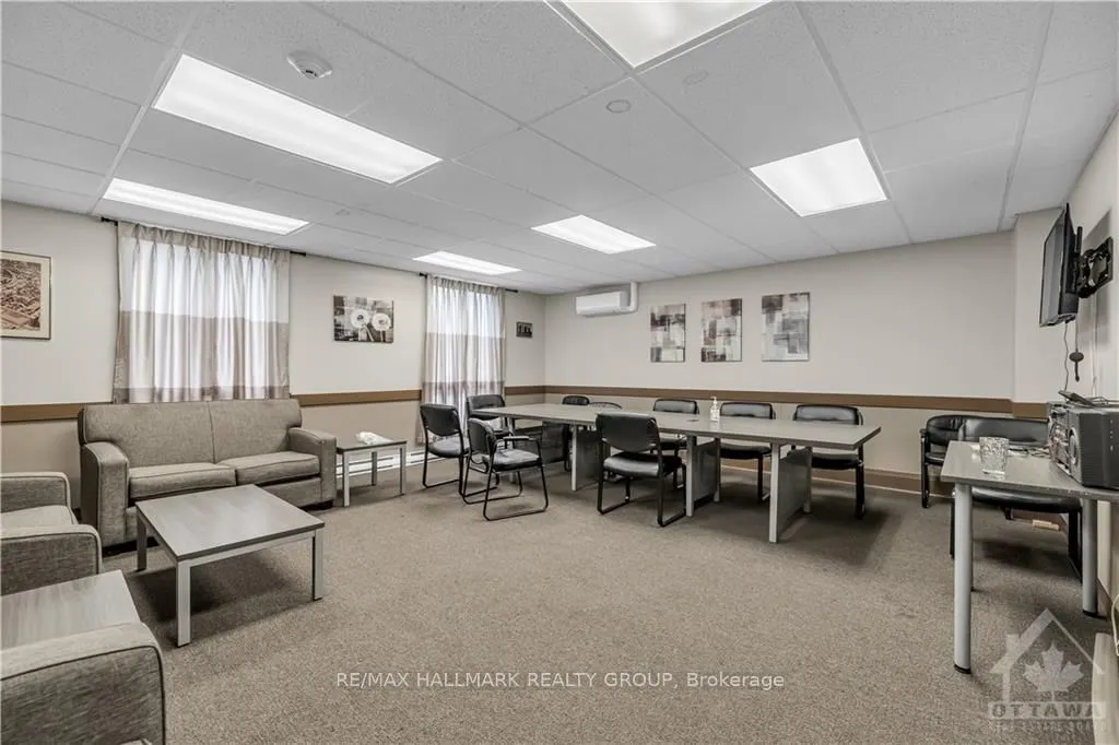 158B MCARTHUR Avenue #1906