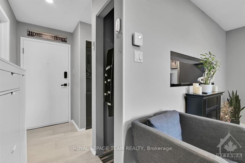 218 VIEWMOUNT Drive #308