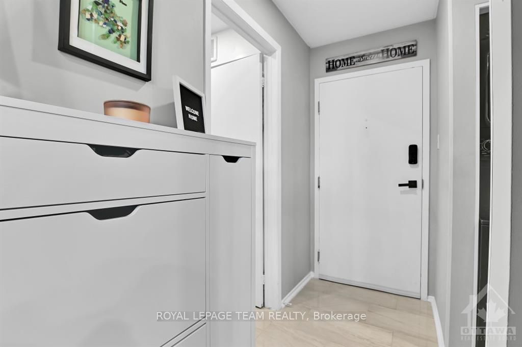 218 VIEWMOUNT Drive #308