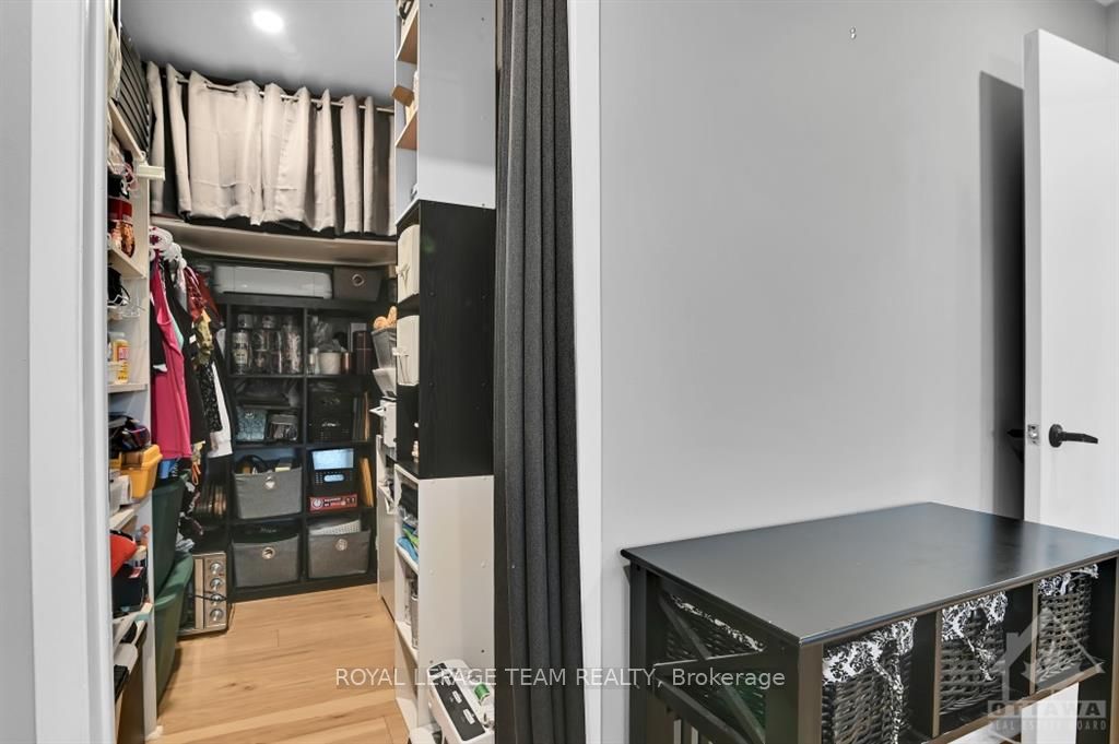 218 VIEWMOUNT Drive #308