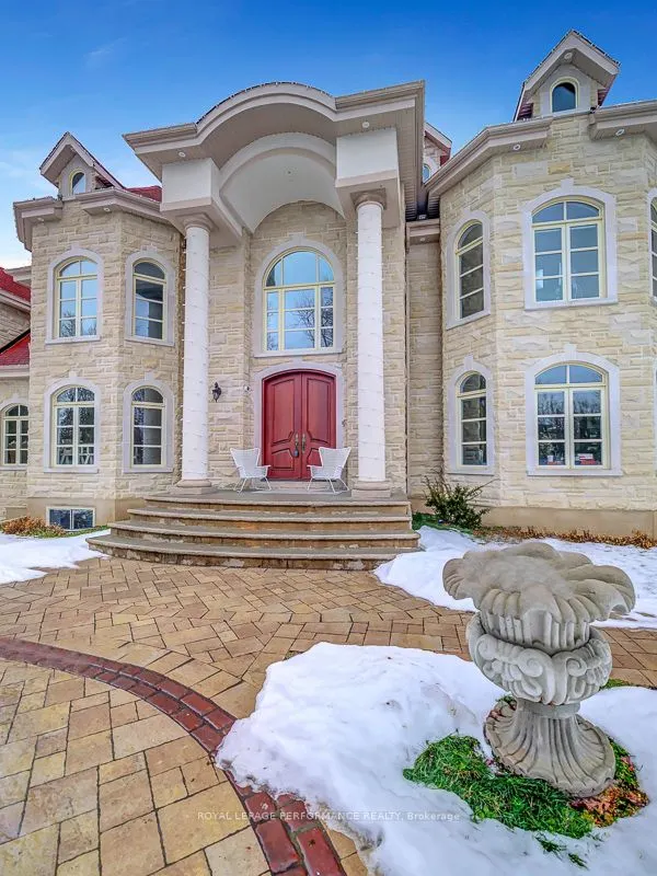 1413 BLACKHORSE Court