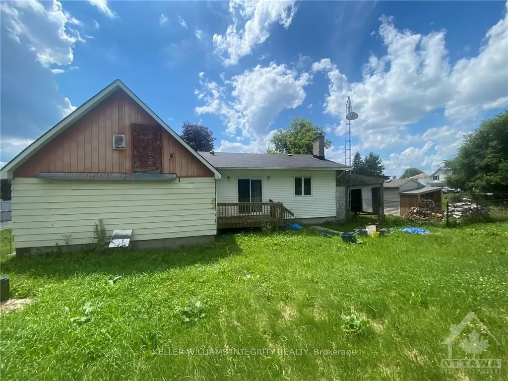 2415 DU LAC Road