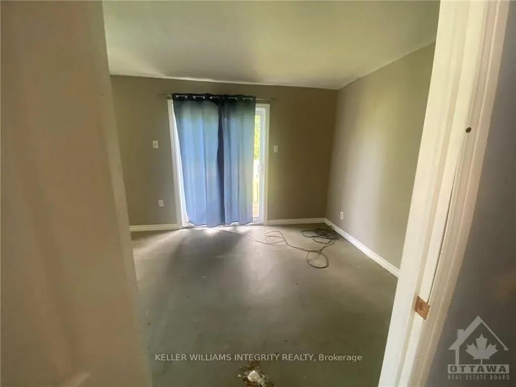 2415 DU LAC Road