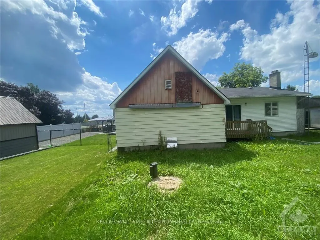 2415 DU LAC Road