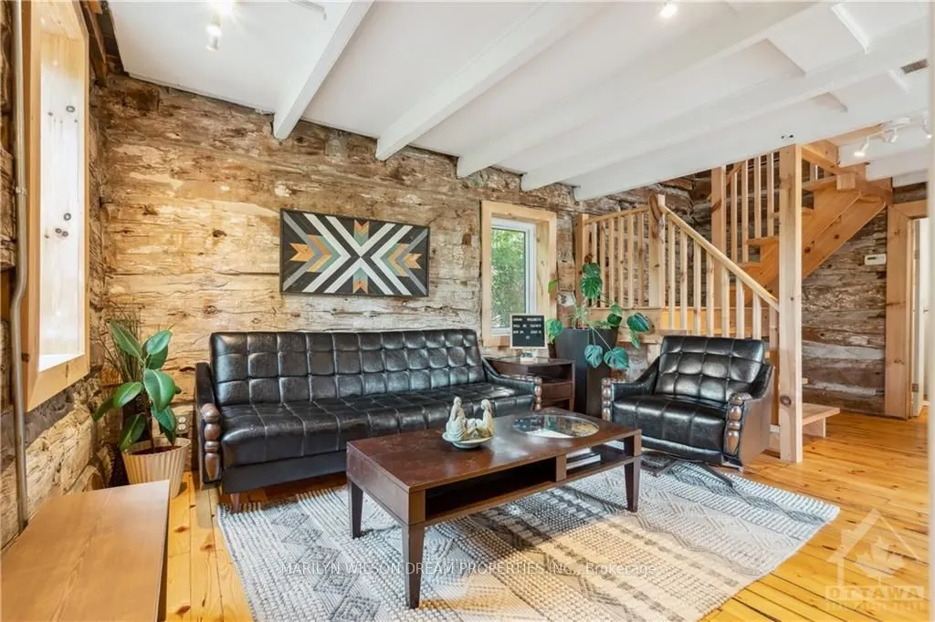 1418 STITTSVILLE MAIN Street
