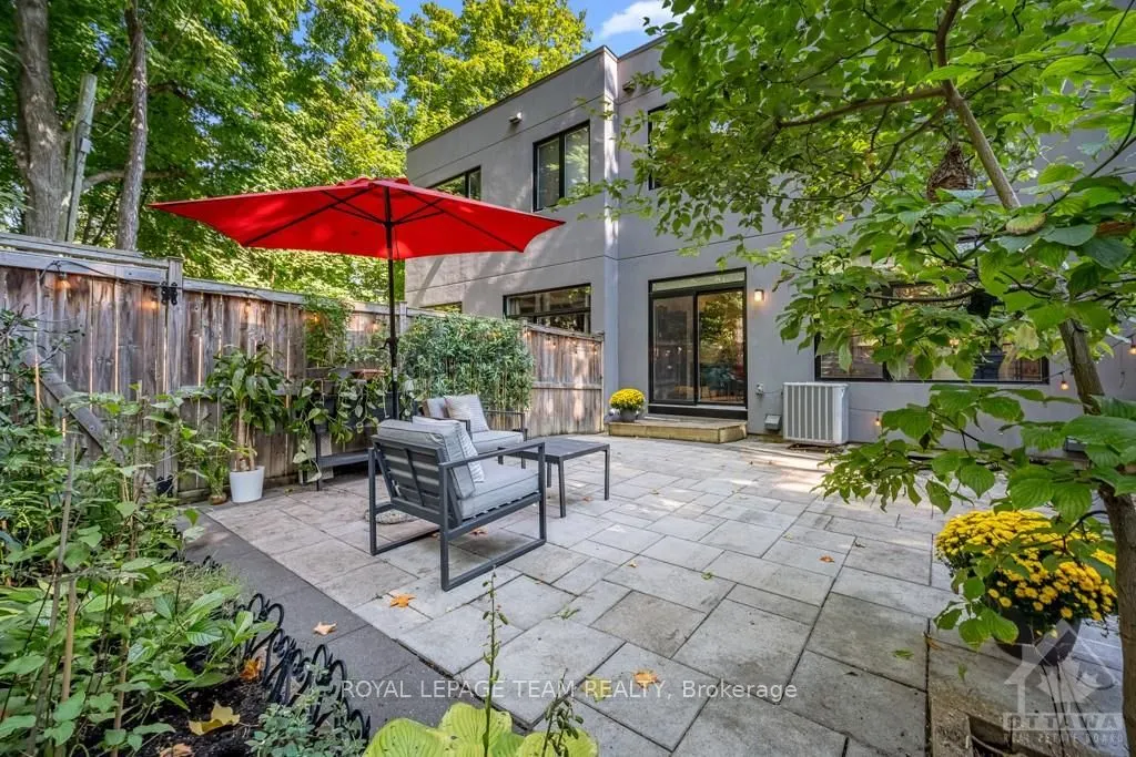 261 BEECHWOOD Avenue