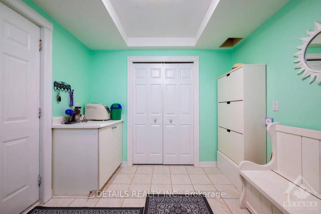 3 WINTERGREEN Drive