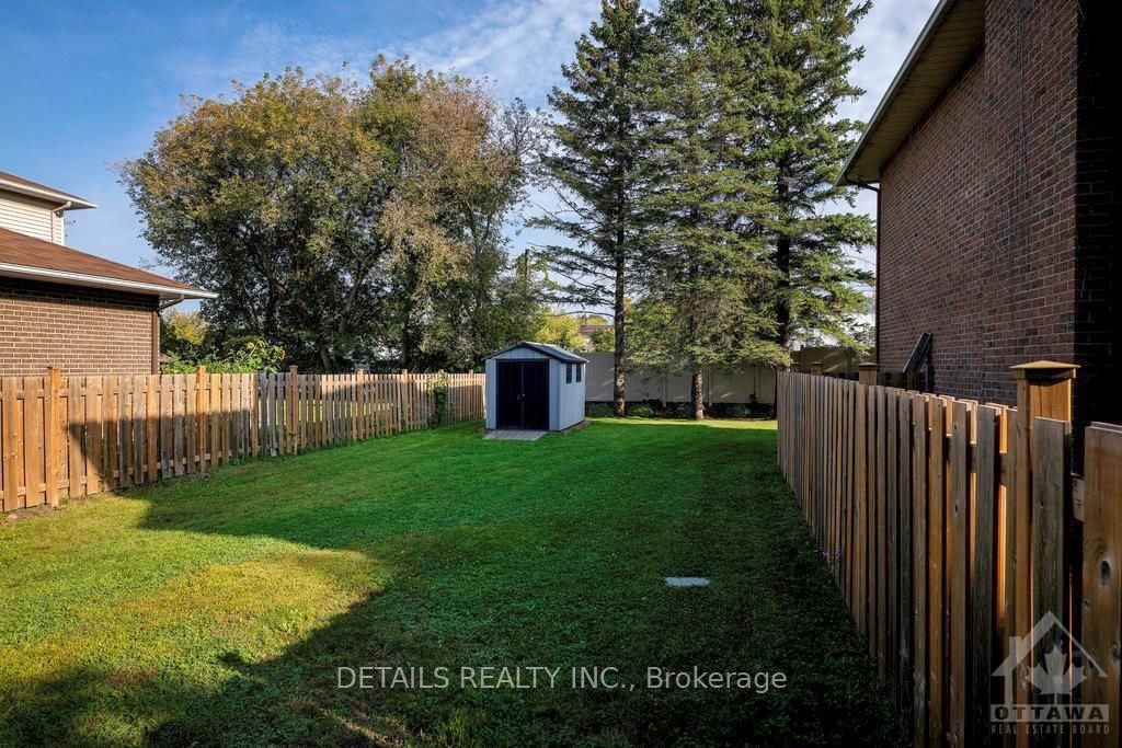 3 WINTERGREEN Drive