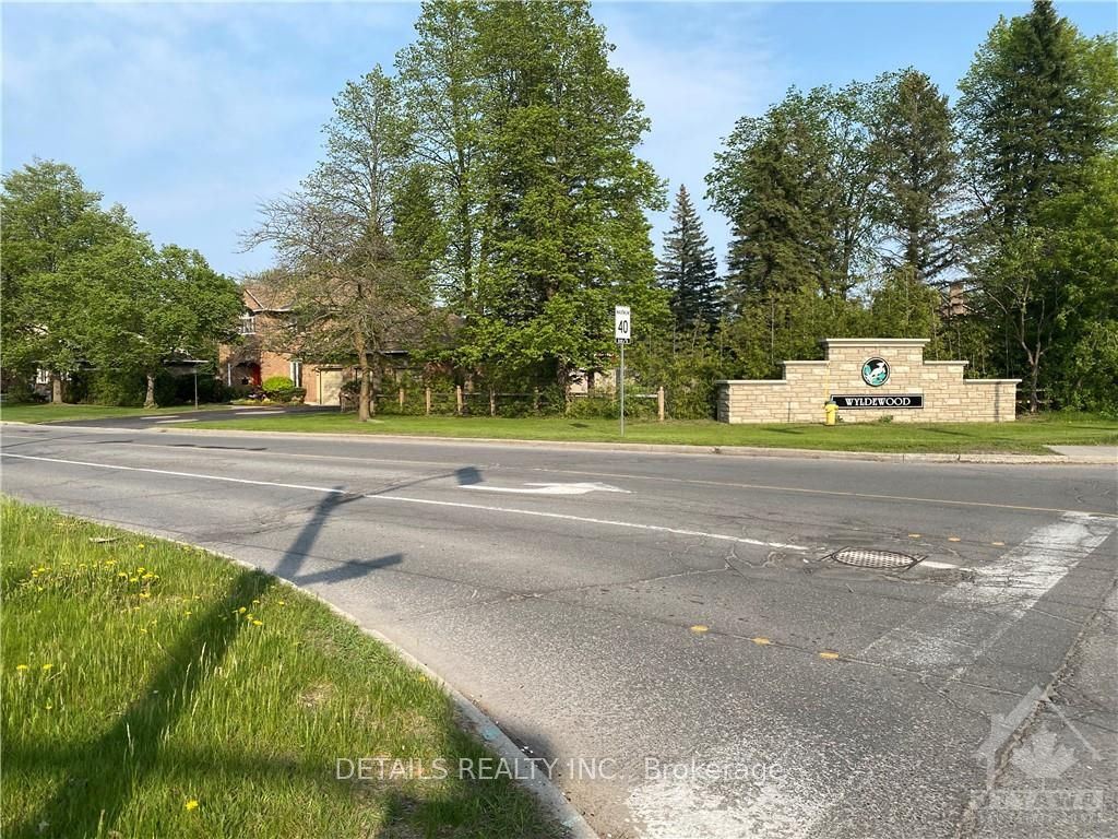 3 WINTERGREEN Drive