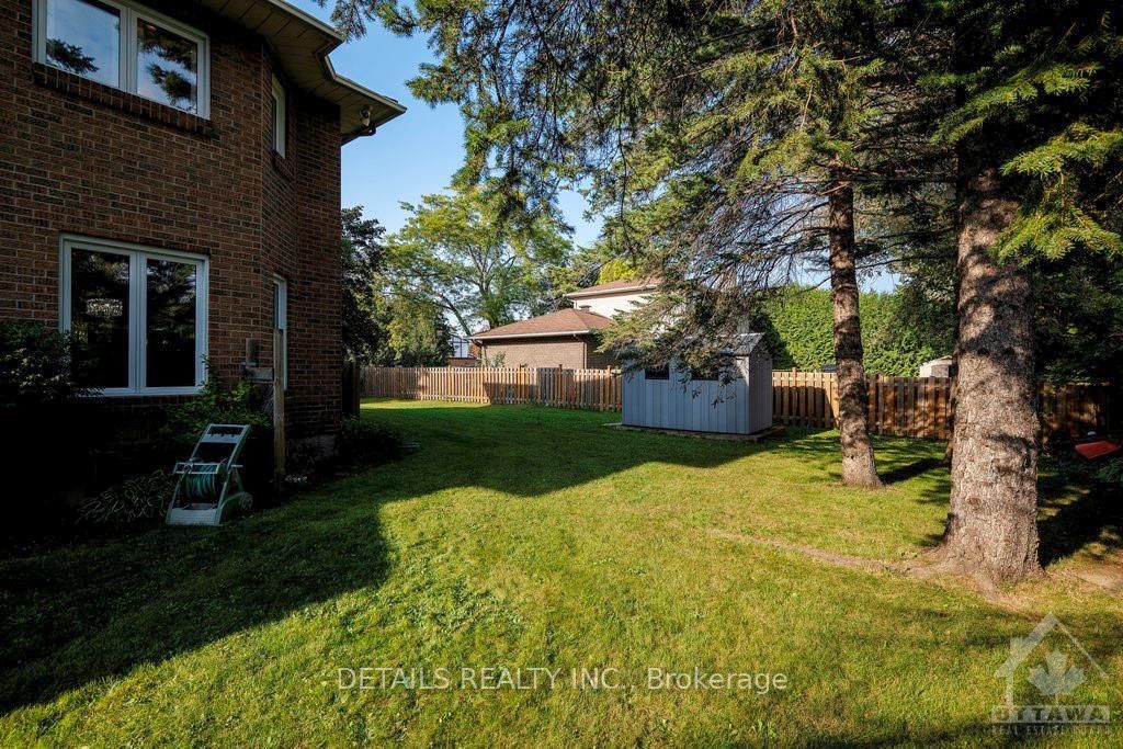 3 WINTERGREEN Drive