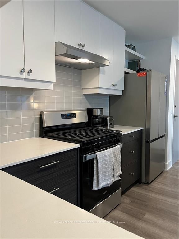 19B WEST Street N #402