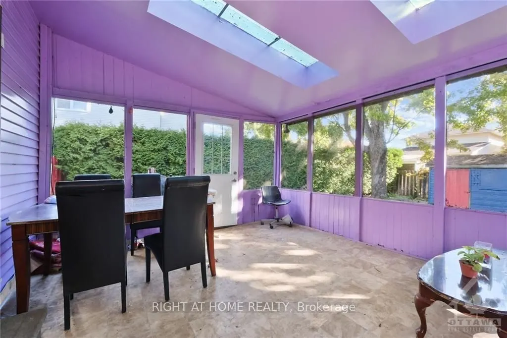 6104 VINEYARD Drive