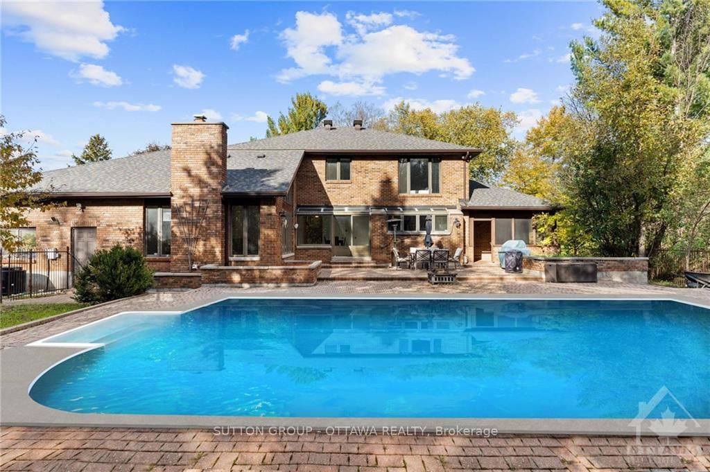 7 ROLSTON Way