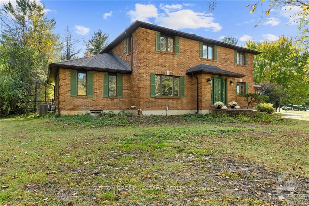 7 ROLSTON Way