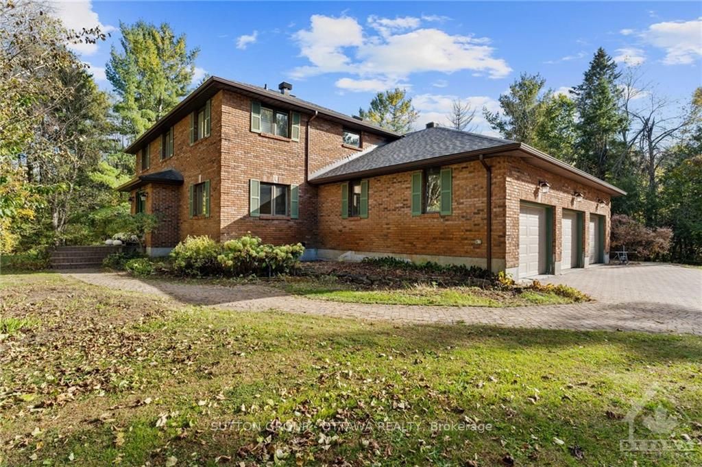7 ROLSTON Way