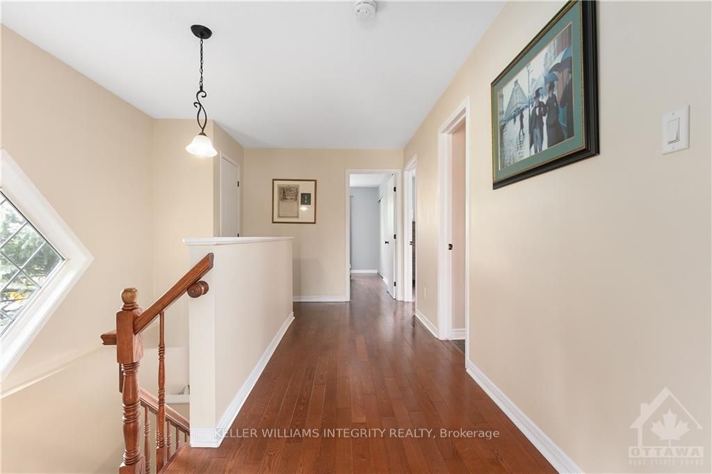 1 CHANTILLY Gate