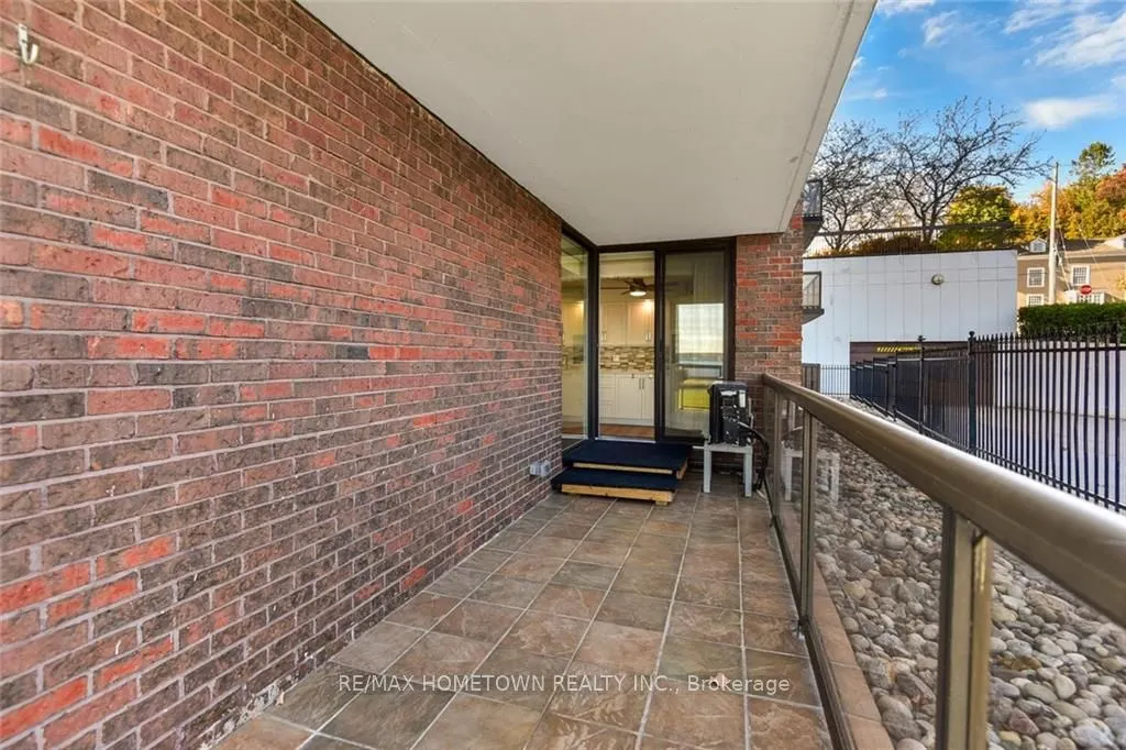 55 WATER Street E #103