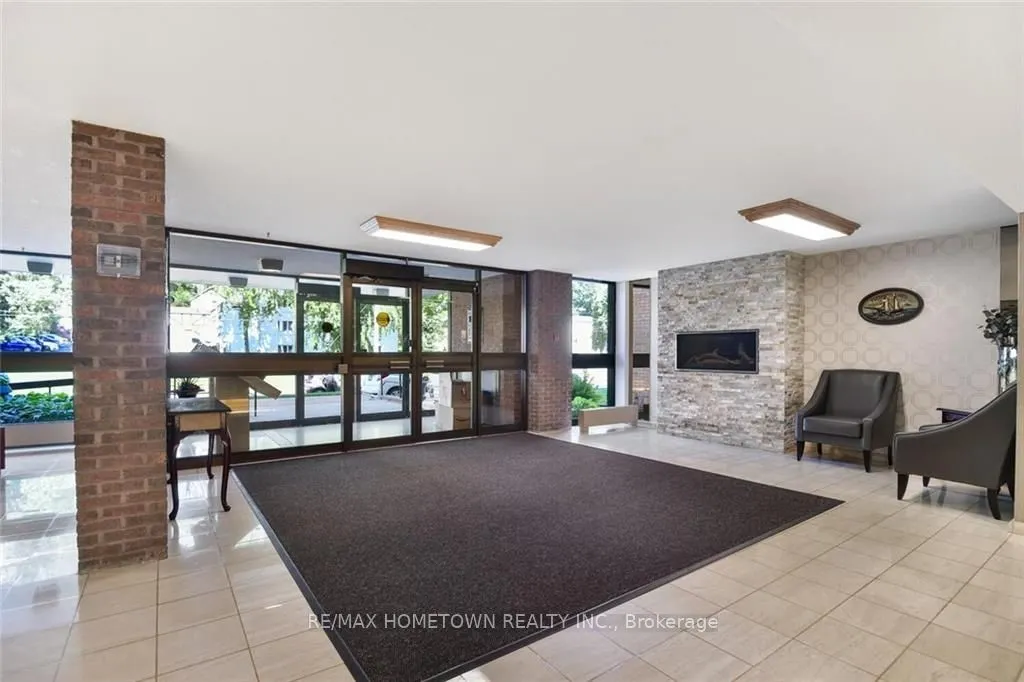 55 WATER Street E #103