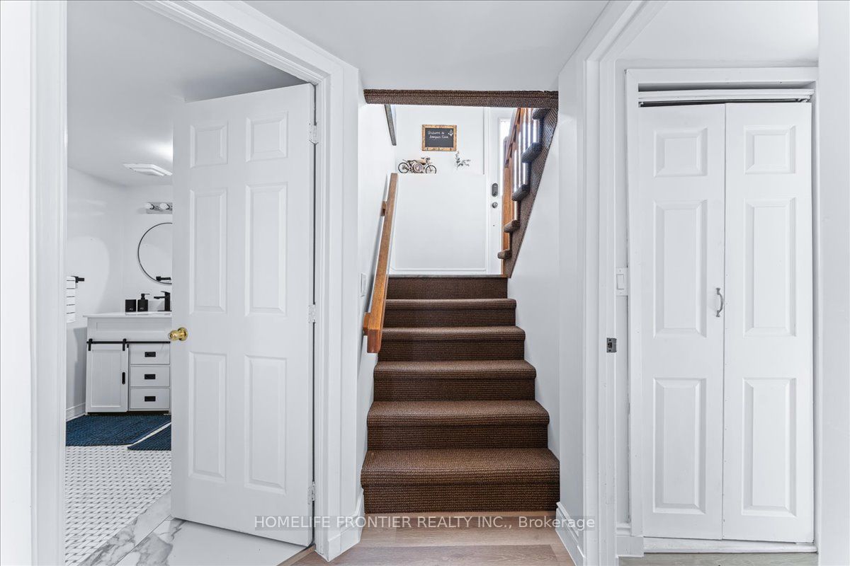 6 Lakeview Park Road