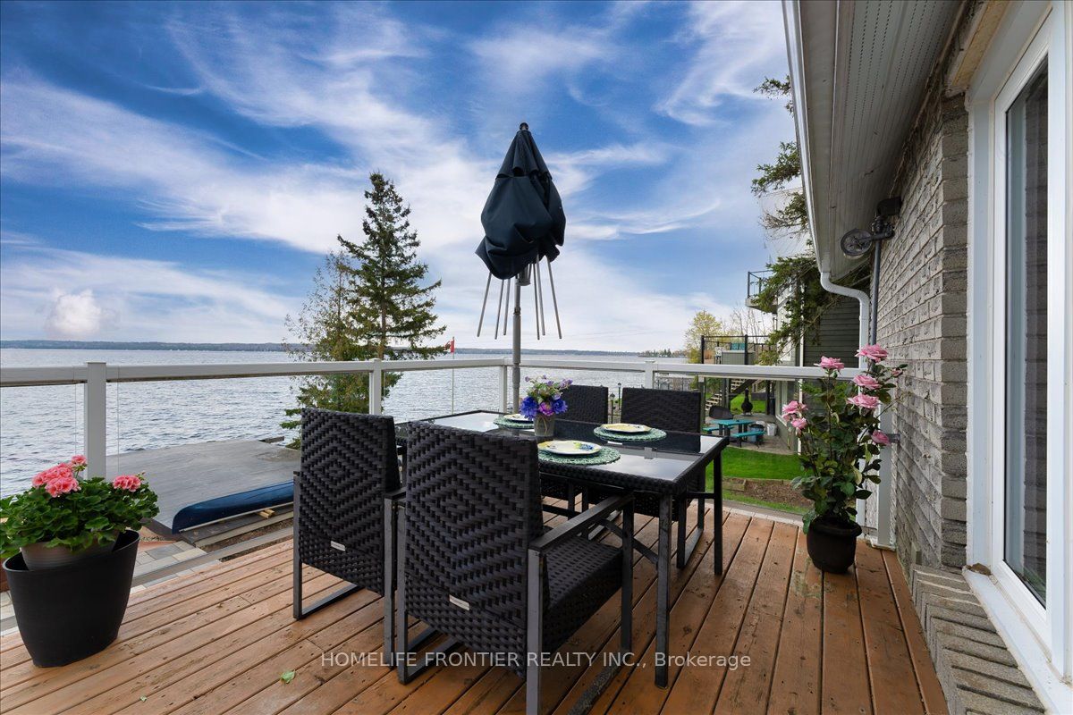 6 Lakeview Park Road